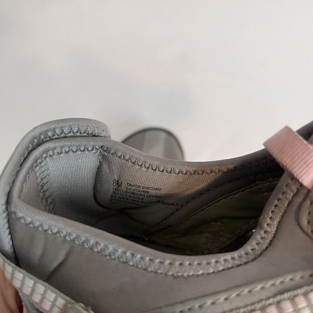 JSport Tahoe Encore Women Size 8 M Comfort Athletic Water Shoes Lt. Gray anPink - Picture 5 of 7